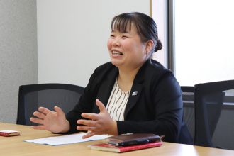 ありがとうサービス採用担当女性社員