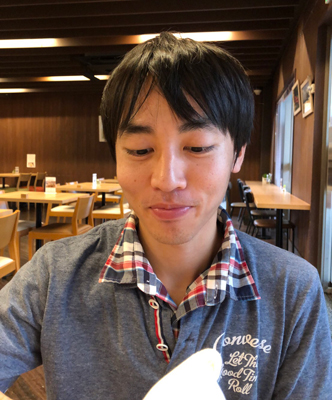 若手社員のプライベートの様子