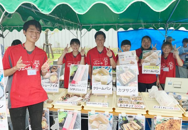 ありがとうサービス‗スタジアムでのインターンシップの様子