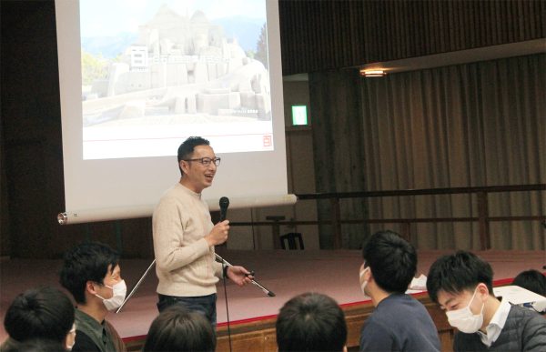 採用イベントSEEdで自社をアピールする企業