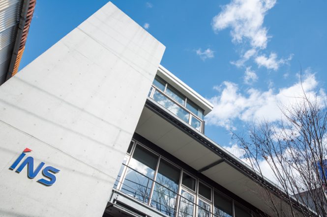 INS社屋
