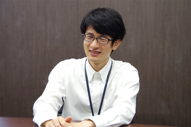 フロントエンド_若手社員